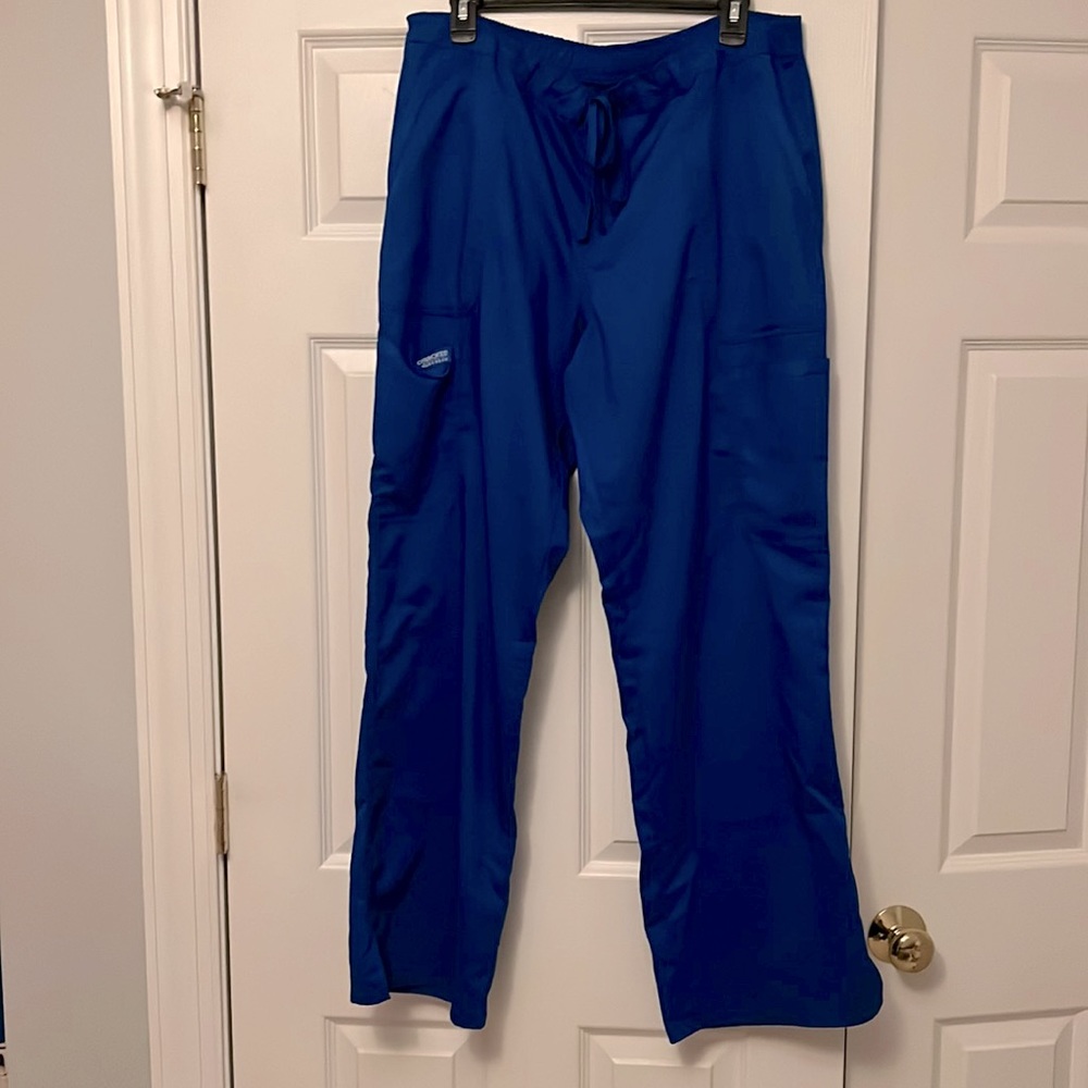 Scrub Set. Pants and top. Cherokee Royal Blue Scrub Set. Women’s Large